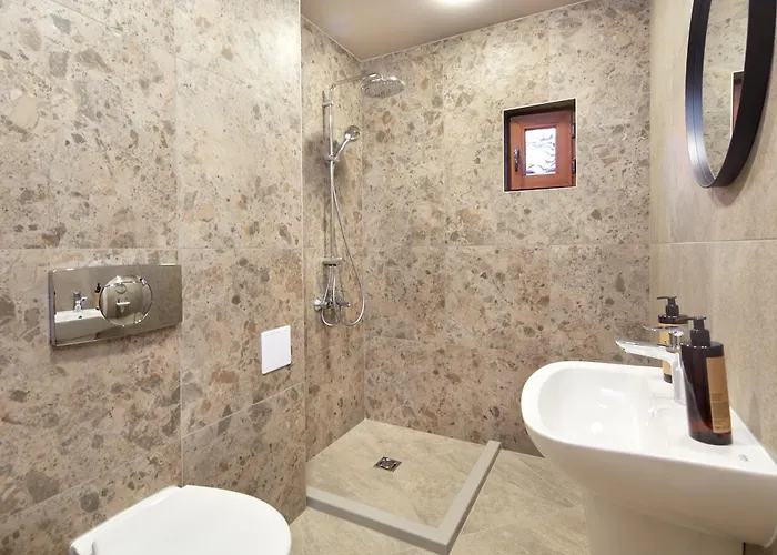 Хотел семеен ноа