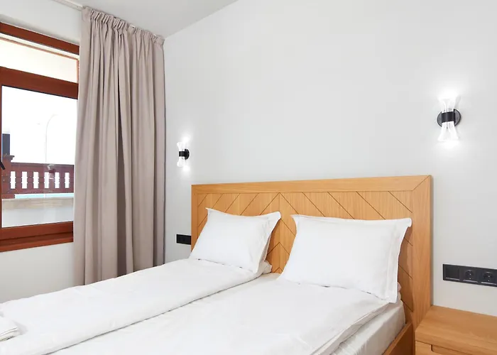 семеен ноа Хотел