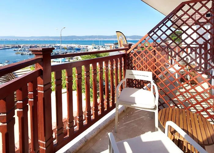 Хотел семеен ноа Несебър